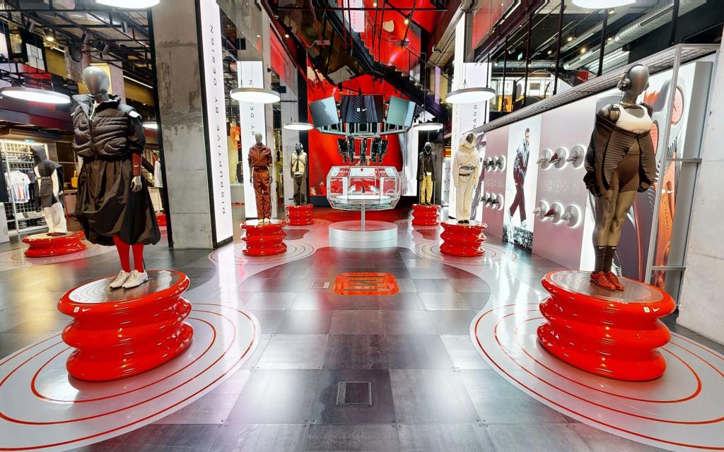 Превью тура — Nike Paris House of Innovation