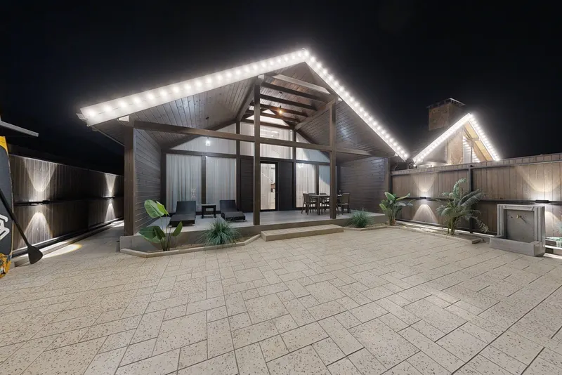 ALONE VILLA