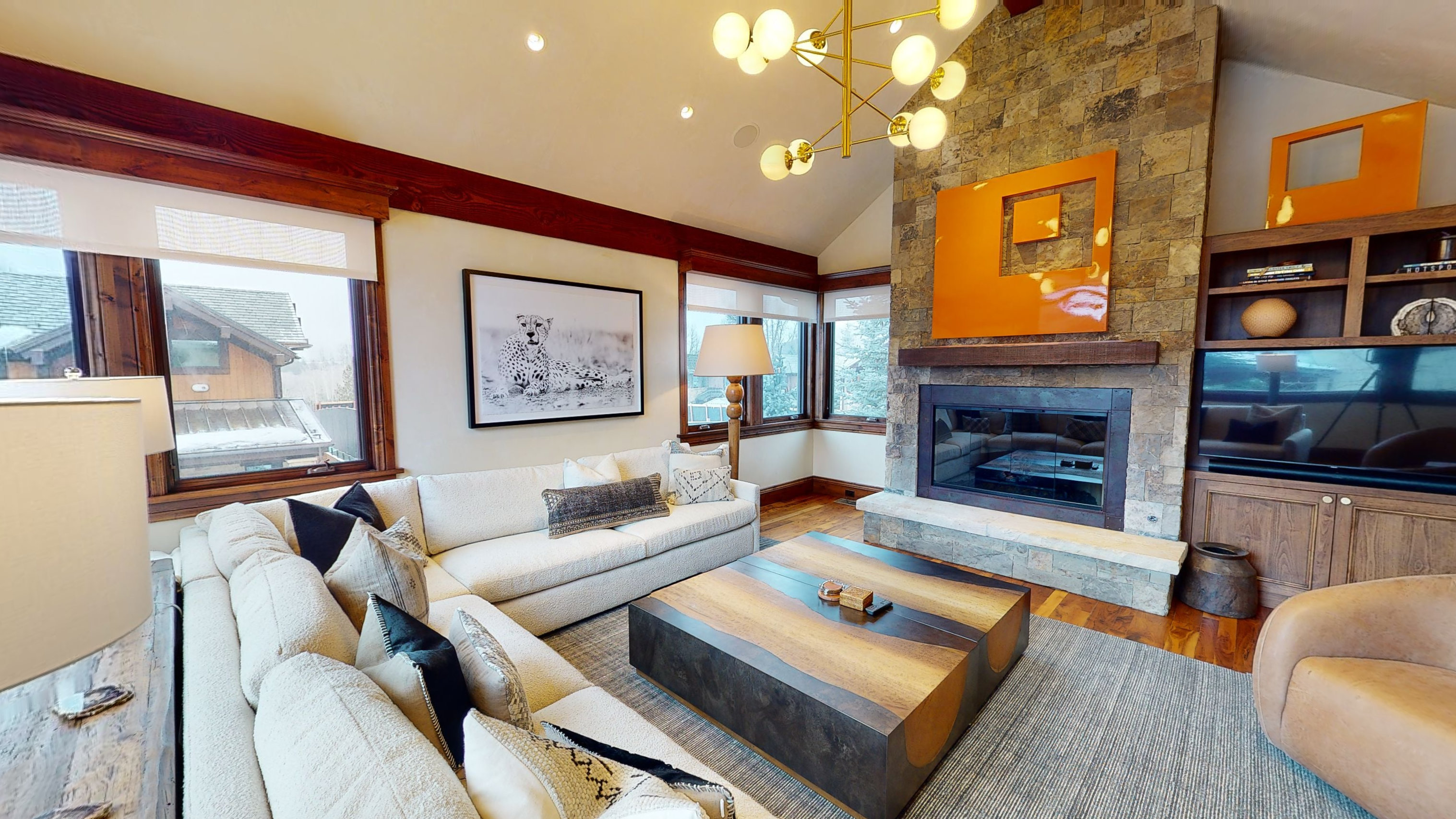 Превью тура — Fox Crossing Luxury Home
