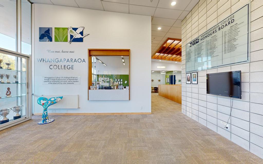 Превью тура — Whangaparāoa College